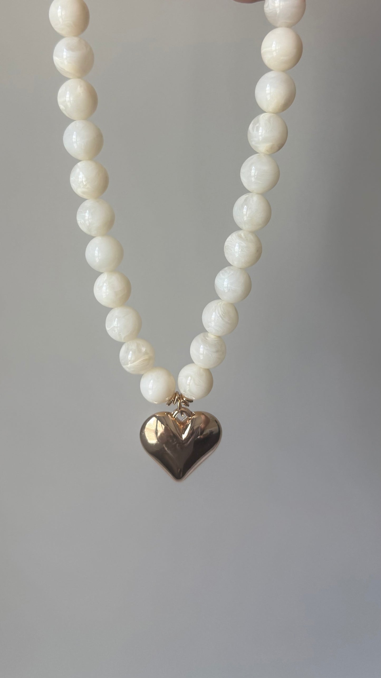 White Chunky Beaded Necklace with Heart Pendant