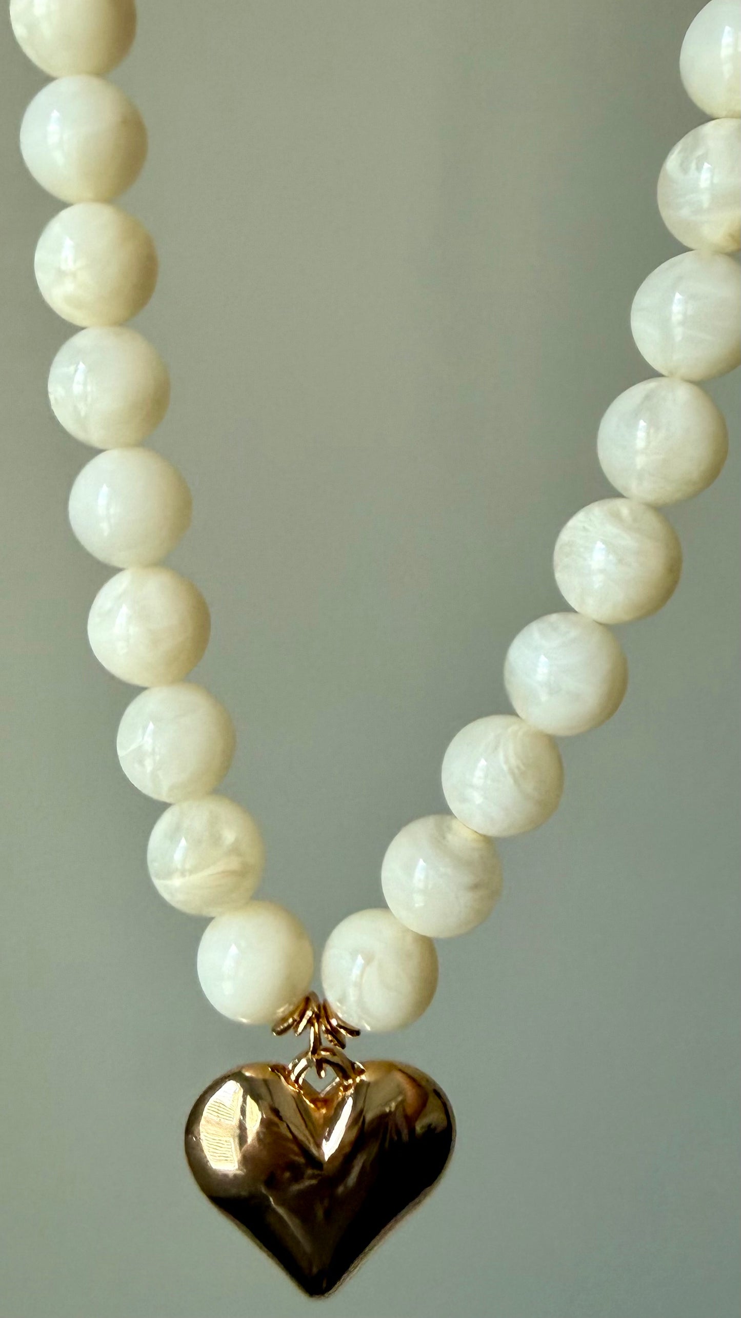 White Chunky Beaded Necklace with Heart Pendant